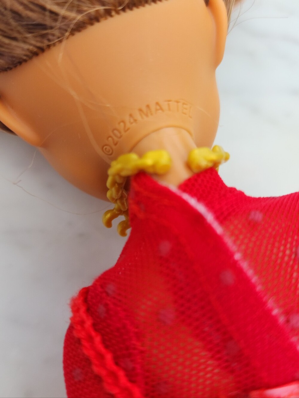 Barbie Dream Besties Doll and Accessories, Teresa Posable Clothes 10.5" - Picture 7 of 9